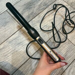 BELLAMI Black and Silver Curling Wand